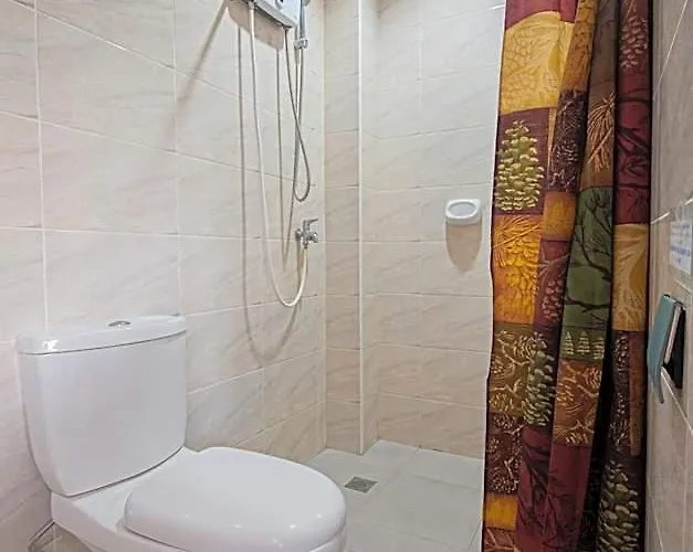 Cornerstone Manor 만다웨 시